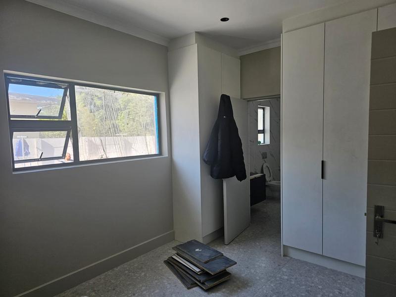 To Let 3 Bedroom Property for Rent in Clamhall Western Cape